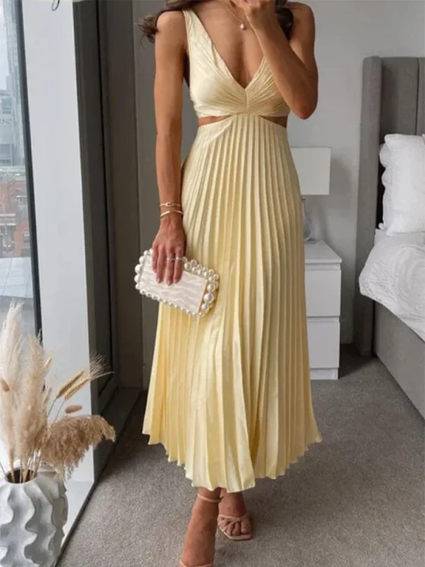 Robe Athéna Jaune élégante en plein soleil