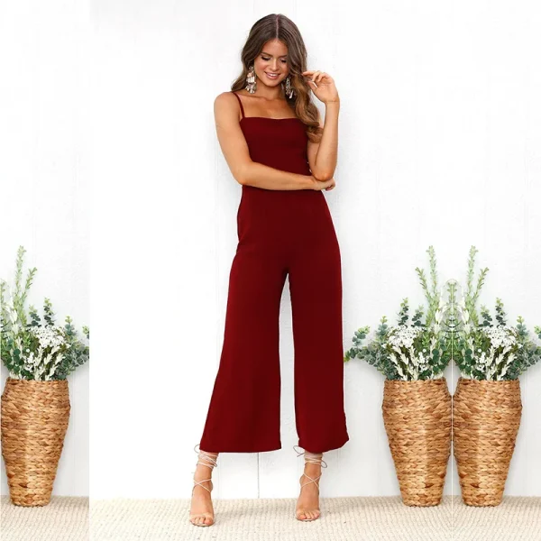 Combinaison femme couleur rouge élégante